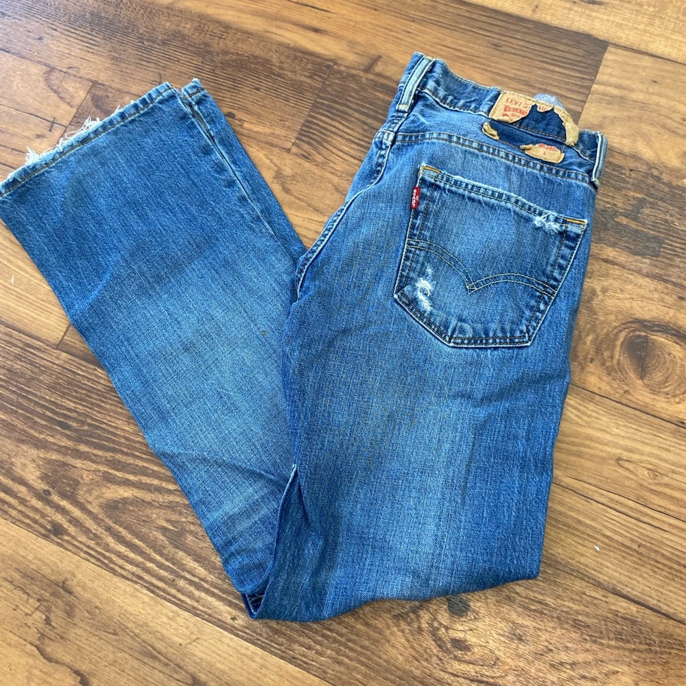 Levi DAMAGED Jeans size W30 L30 medium wash ripped jeans